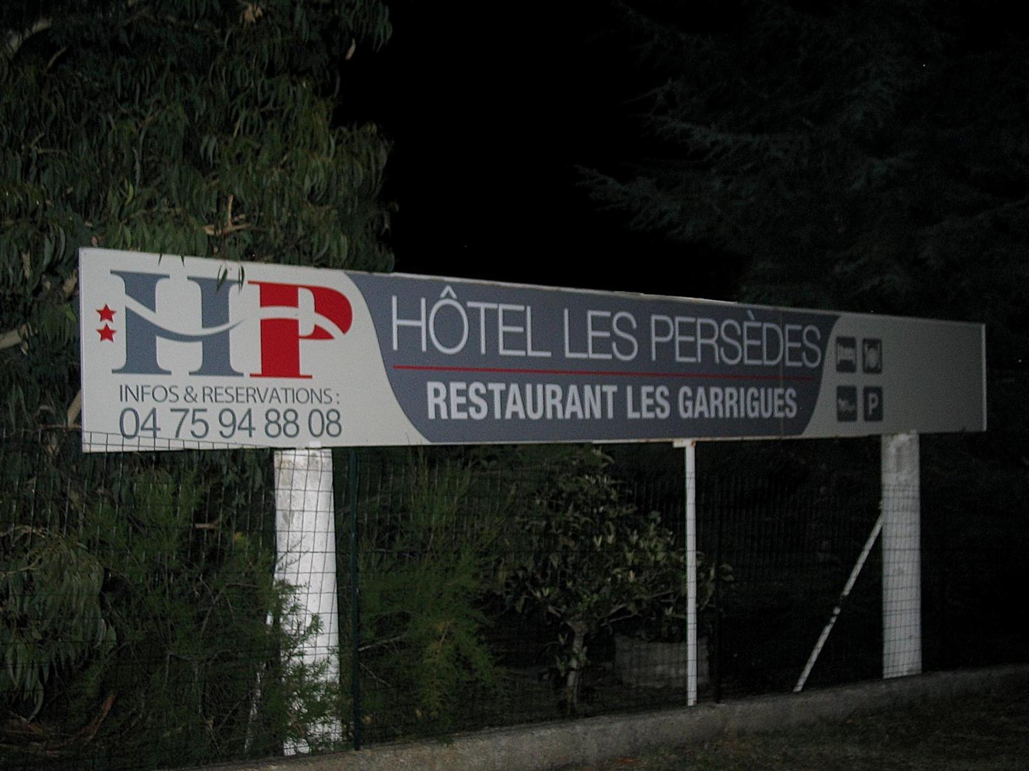 Hôtel Les Persèdes Lavilledieu  Exterior foto